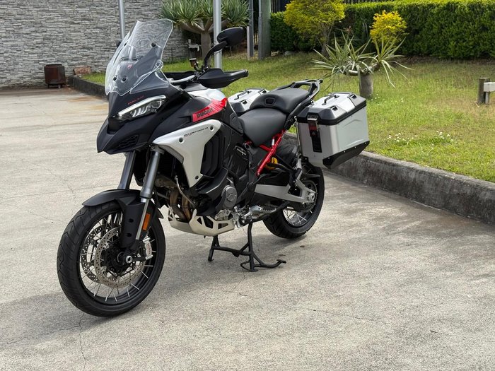 2025 Ducati Multistrada V4 Rally