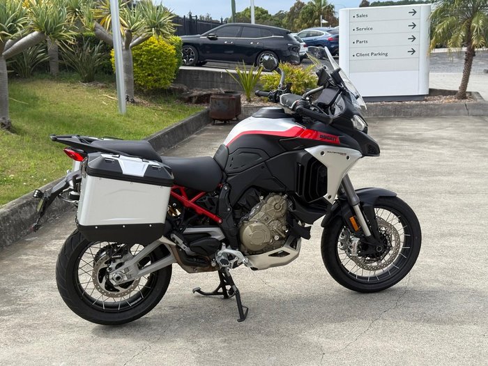 2025 Ducati Multistrada V4 Rally Multistrada Black