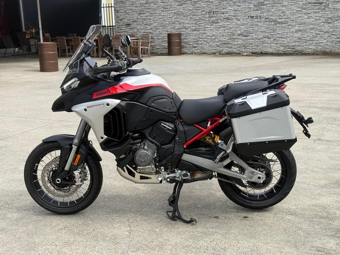 2025 Ducati Multistrada V4 Rally