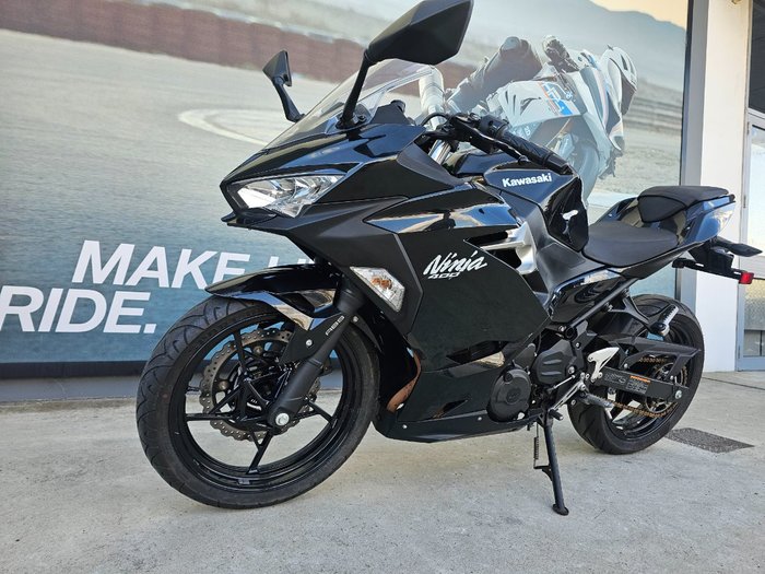 2020 Kawasaki NINJA 400 Black