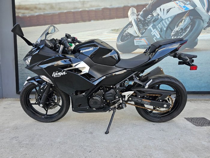 2020 Kawasaki NINJA 400 Black