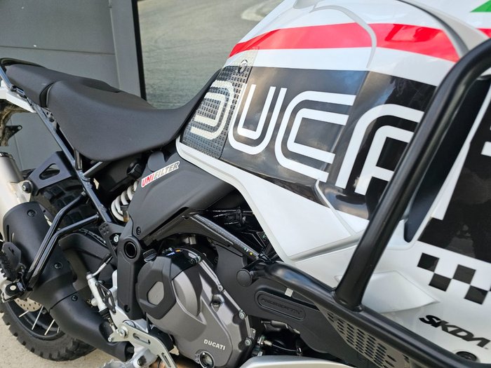 2024 DUCATI DESERTX RALLY White