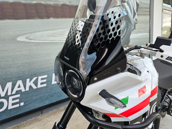 2024 DUCATI DESERTX RALLY White