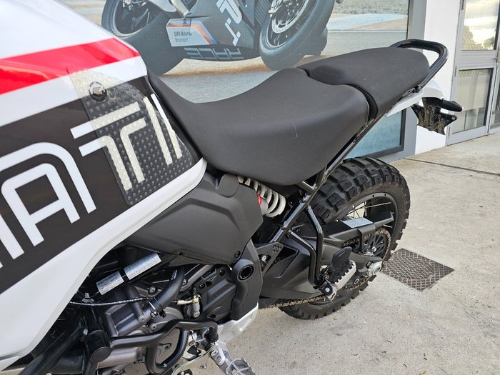 2024 DUCATI DESERTX RALLY White