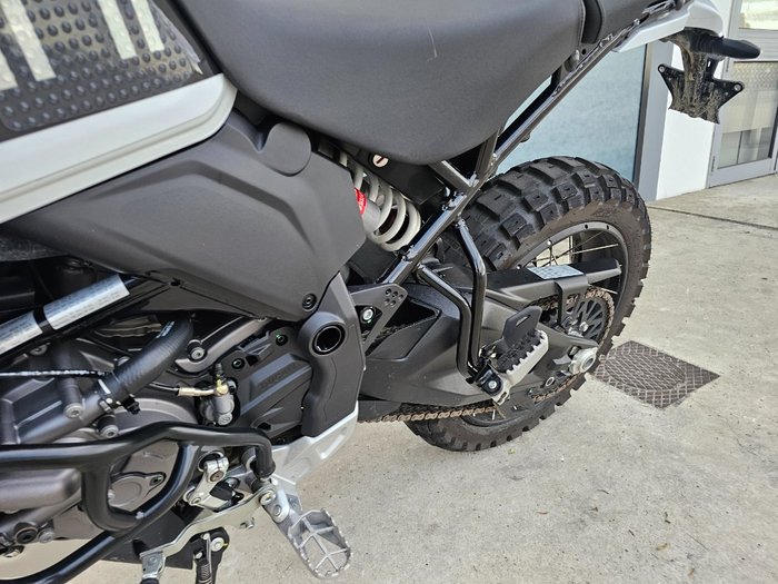 2024 DUCATI DESERTX RALLY White