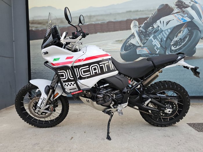 2024 DUCATI DESERTX RALLY White