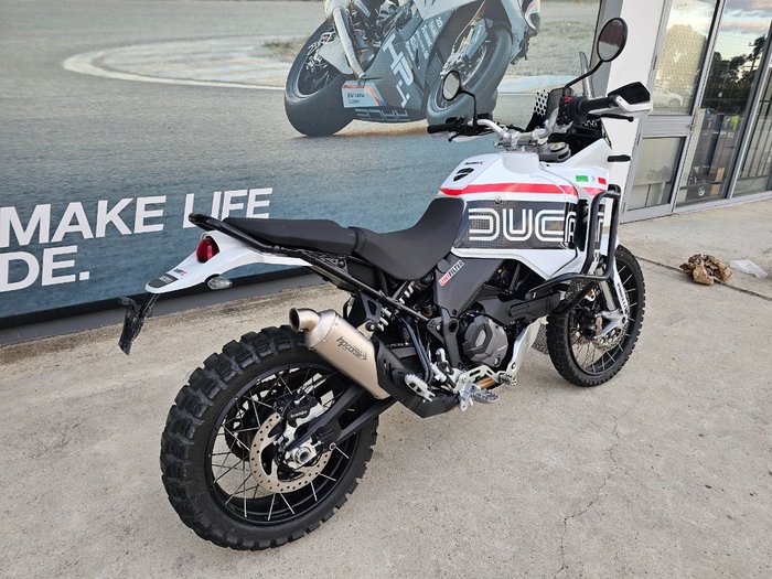 2024 DUCATI DESERTX RALLY White