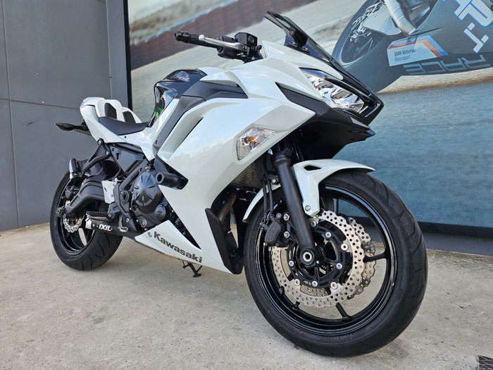 2022 Kawasaki NINJA 650L White