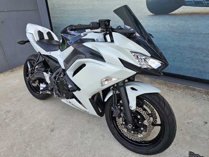 2022 Kawasaki NINJA 650L White