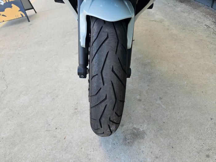 2022 Kawasaki NINJA 650L White