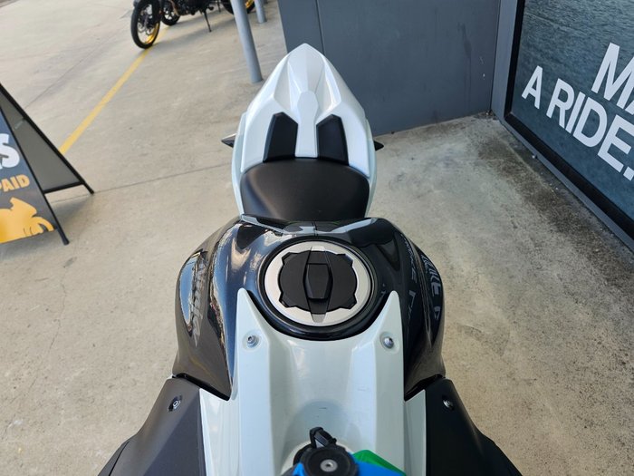 2022 Kawasaki NINJA 650L White