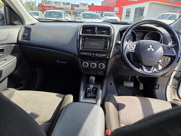 2019 Mitsubishi ASX ES XC MY19 White