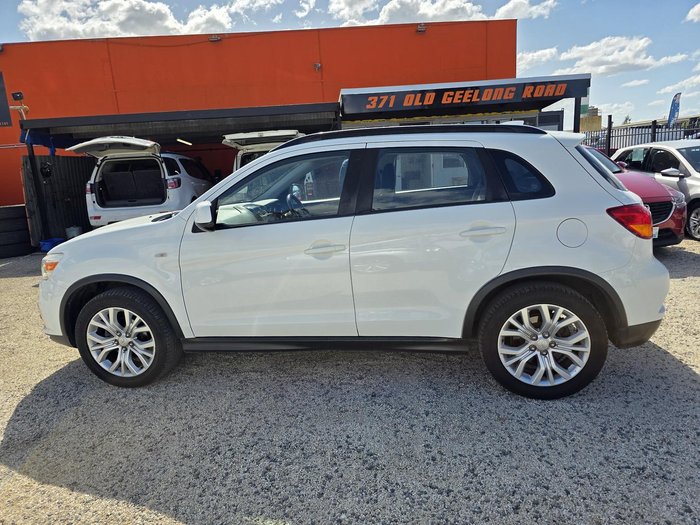 2019 Mitsubishi ASX ES XC MY19 White