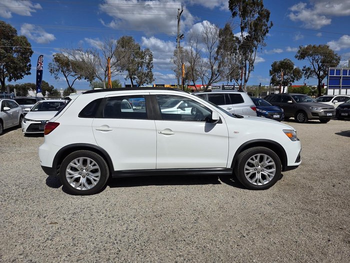 2019 Mitsubishi ASX ES XC MY19 White