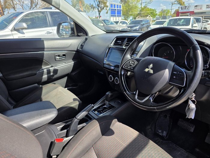 2019 Mitsubishi ASX ES XC MY19 White