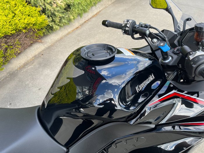 2022 Kawasaki NINJA 1000SX Black