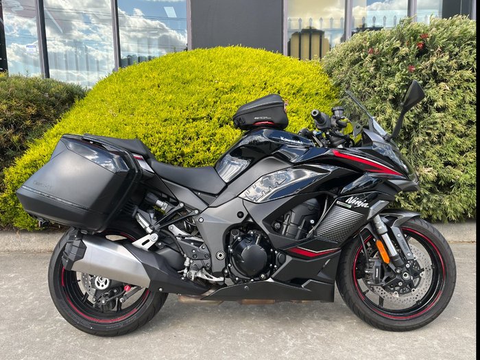 2022 Kawasaki NINJA 1000SX Black