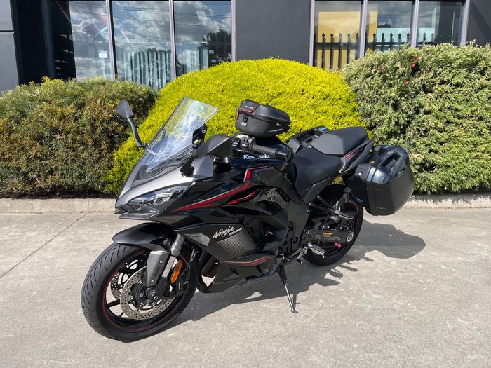 2022 Kawasaki NINJA 1000SX Black