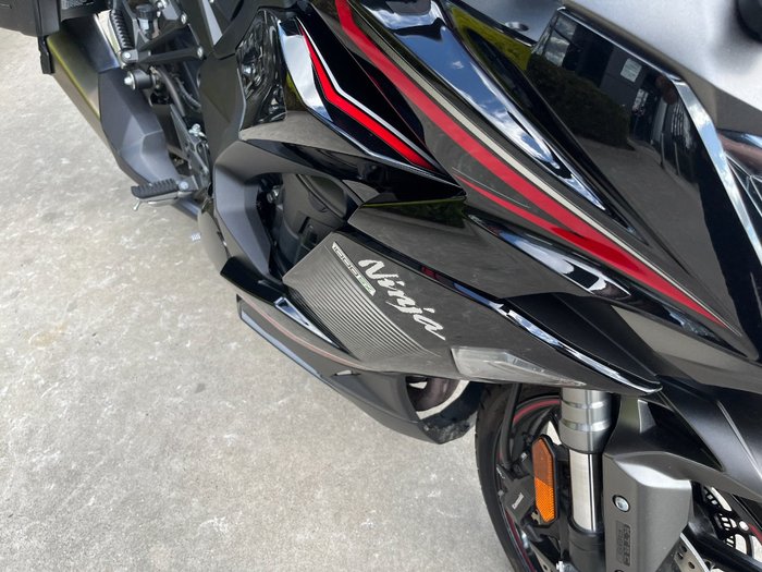 2022 Kawasaki NINJA 1000SX Black