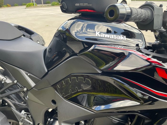 2022 Kawasaki NINJA 1000SX Black