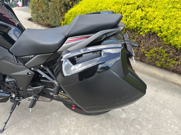 2022 Kawasaki NINJA 1000SX Black