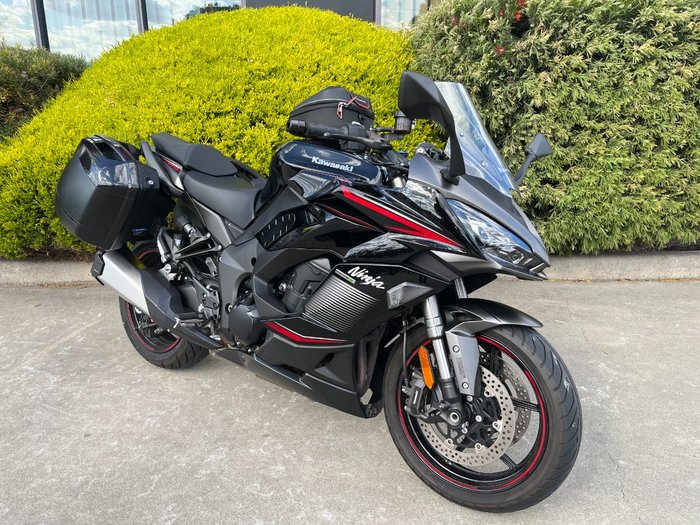 2022 Kawasaki NINJA 1000SX Black