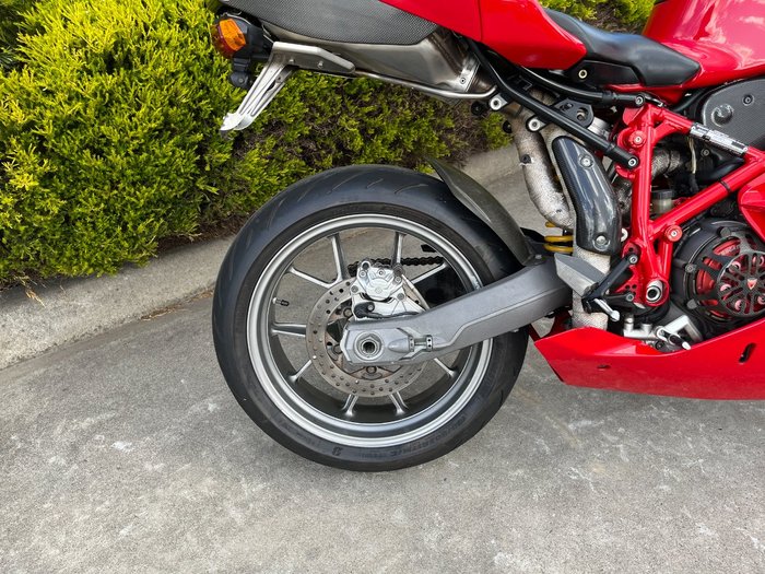 2004 DUCATI 999 Red