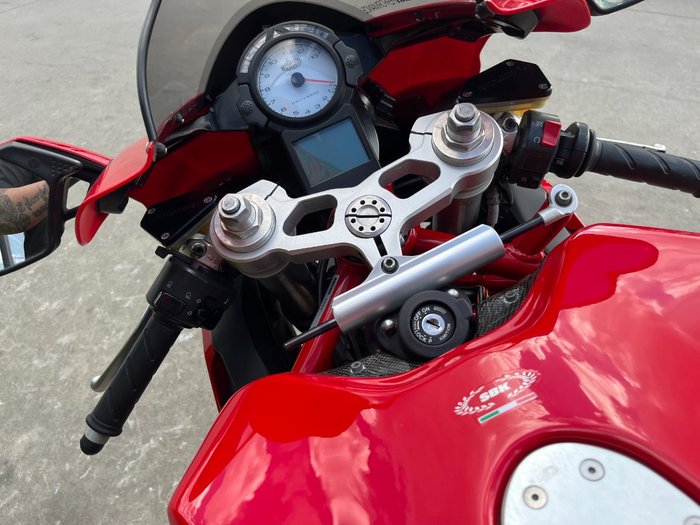 2004 DUCATI 999 Red