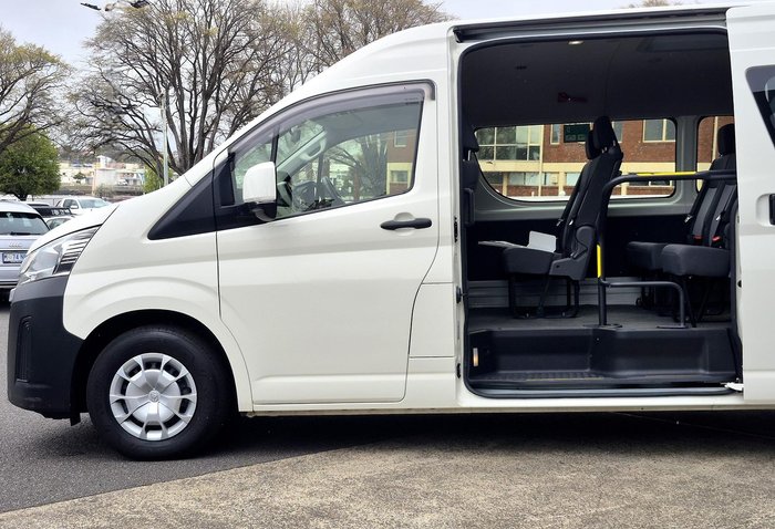 2022 Toyota Hiace Commuter GDH322R French Vanilla