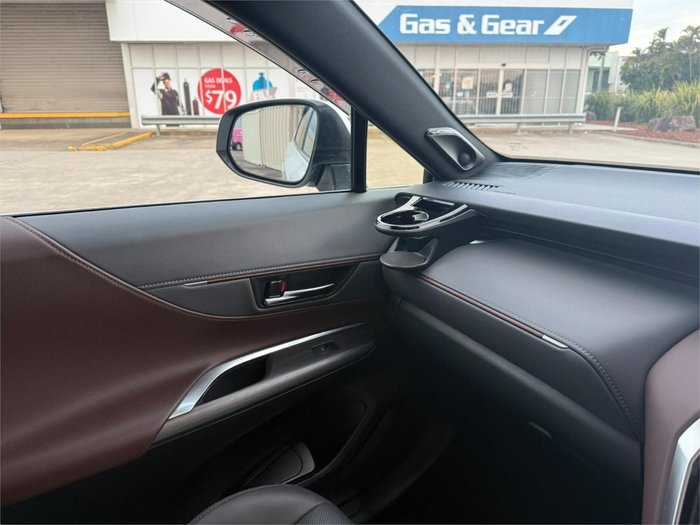 2023 Toyota Harrier Hybrid Z Leather Package