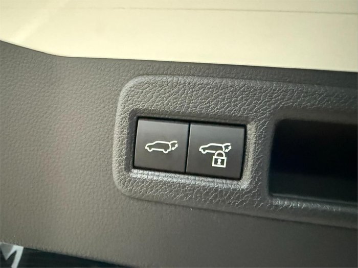 2023 Toyota Harrier Hybrid Z Leather Package