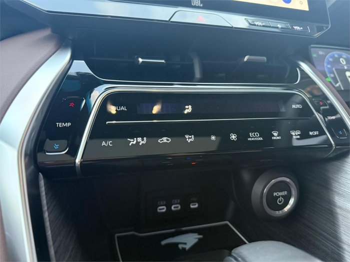 2023 Toyota Harrier Hybrid Z Leather Package