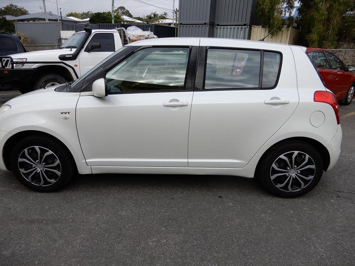 2008 Suzuki Swift GLX RS415 Pearl White