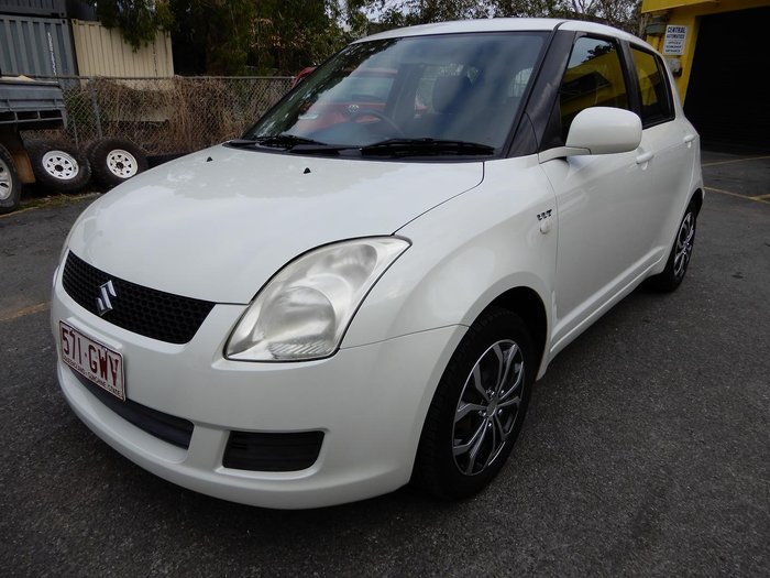 2008 Suzuki Swift GLX RS415 Pearl White