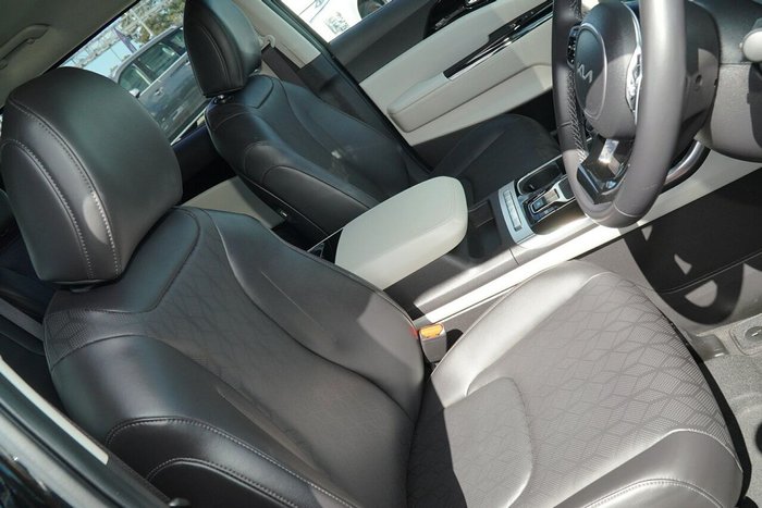 2022 Kia Carnival SLi