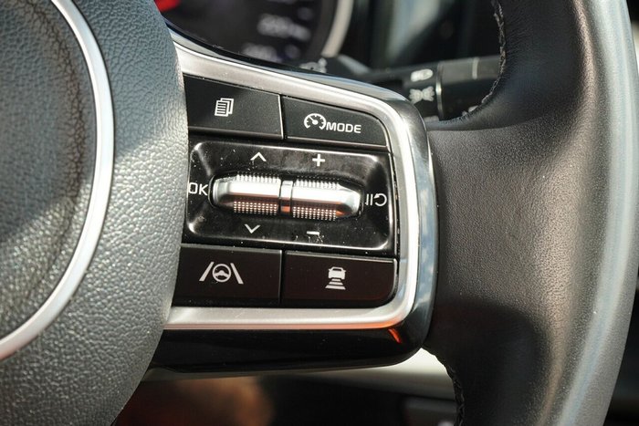 2022 Kia Carnival SLi