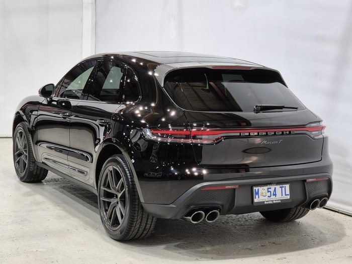 2022 Porsche Macan T 95B MY22 AWD Black