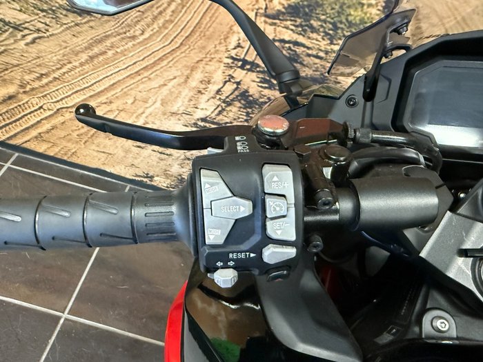 2024 Kawasaki NINJA 1000SX RED