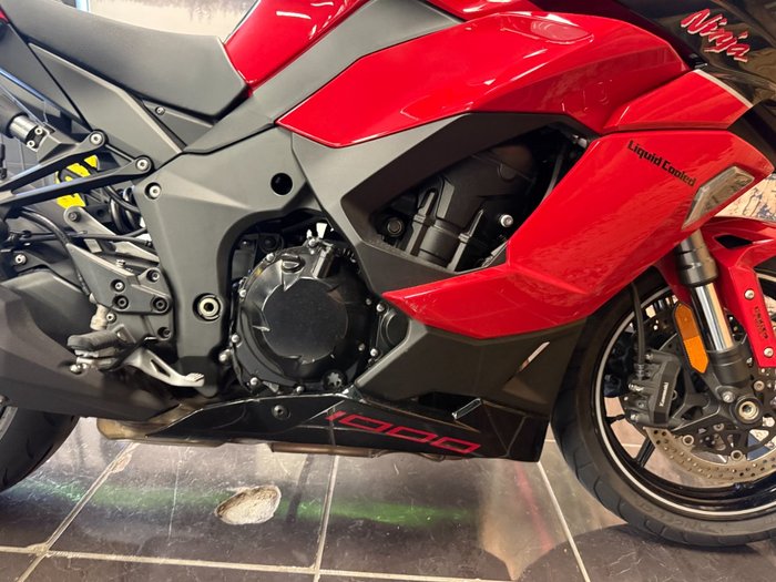 2024 Kawasaki NINJA 1000SX RED