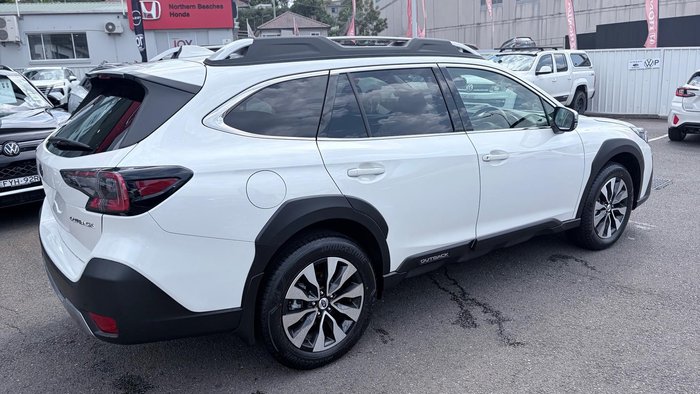 2025 Subaru Outback AWD Touring