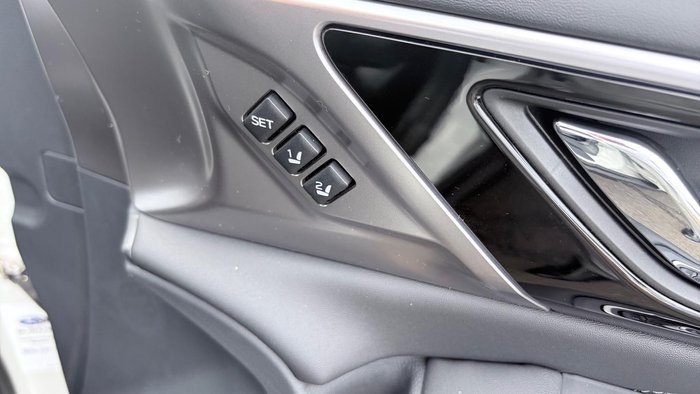 2025 Subaru Outback AWD Touring