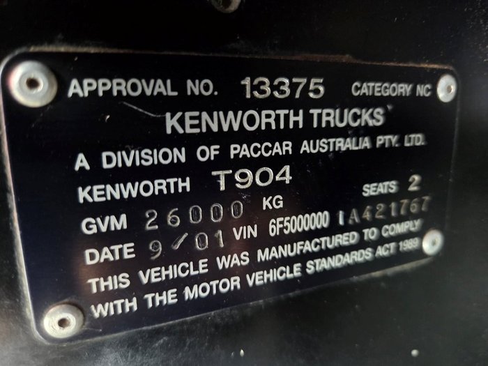 2001 Kenworth T904 2001 T904 C16