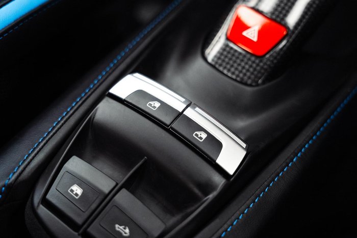 2018 Ferrari 488 Spider F142 Blu Corsa