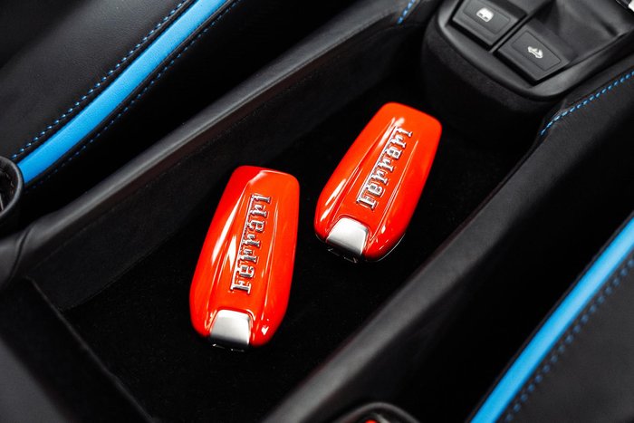 2018 Ferrari 488 Spider F142 Blu Corsa