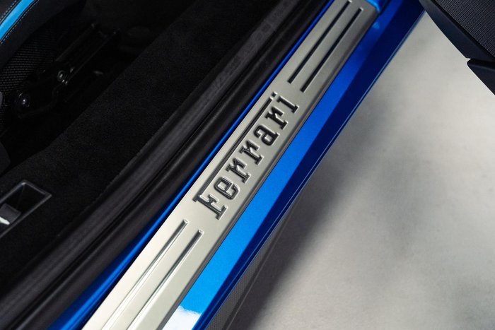 2018 Ferrari 488 Spider F142 Blu Corsa
