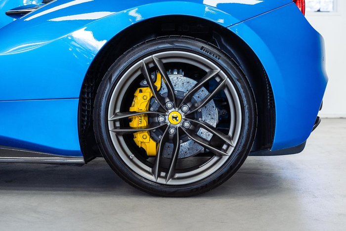 2018 Ferrari 488 Spider F142 Blu Corsa