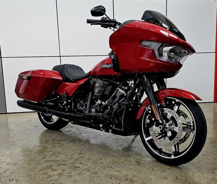 2025 Harley-Davidson Road Glide 117 (FLTRX) Touring Red
