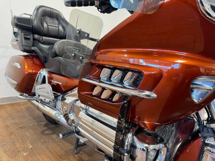 2007 Honda GL1800 (GL1800A) GOLDWING ORANGE