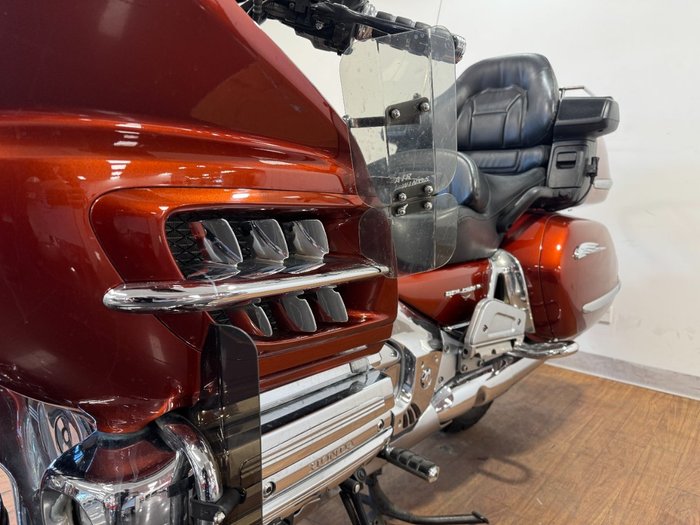 2007 Honda GL1800 (GL1800A) GOLDWING ORANGE