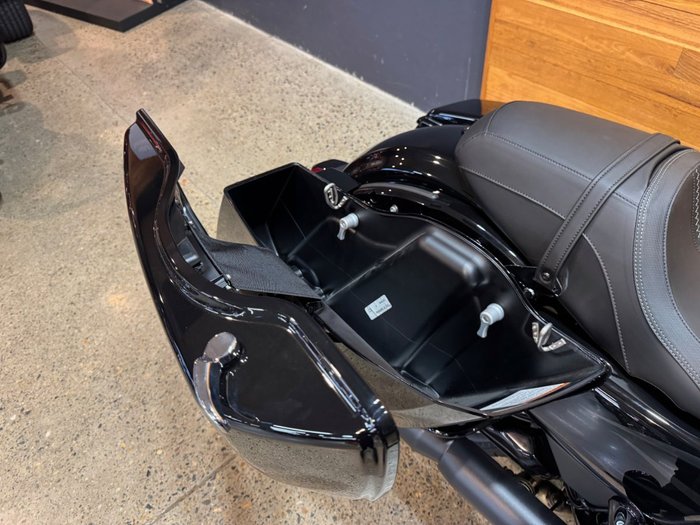 2025 Harley-davidson FLHX STREET GLIDE (117) MIDNIGHT F